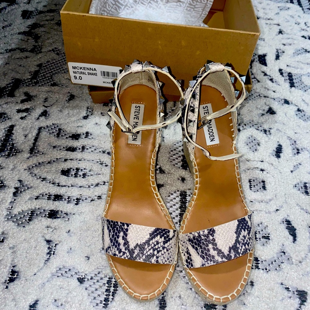 Snake print wedge sandals